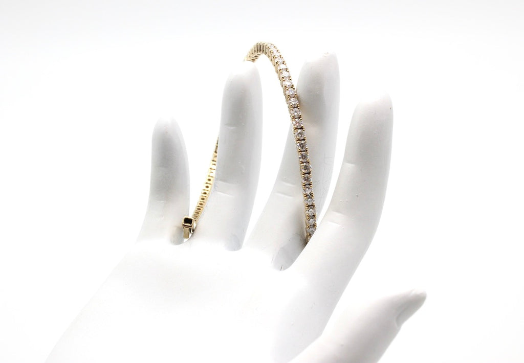 Flexible Bracelet with DiamonEL Moissanites